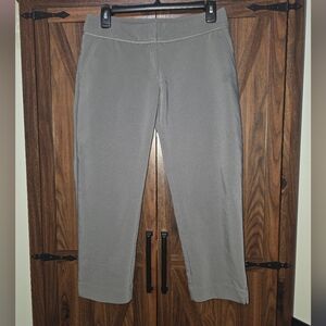Cropped Gray APT. 9 "Torie" Dress Pants Size 4